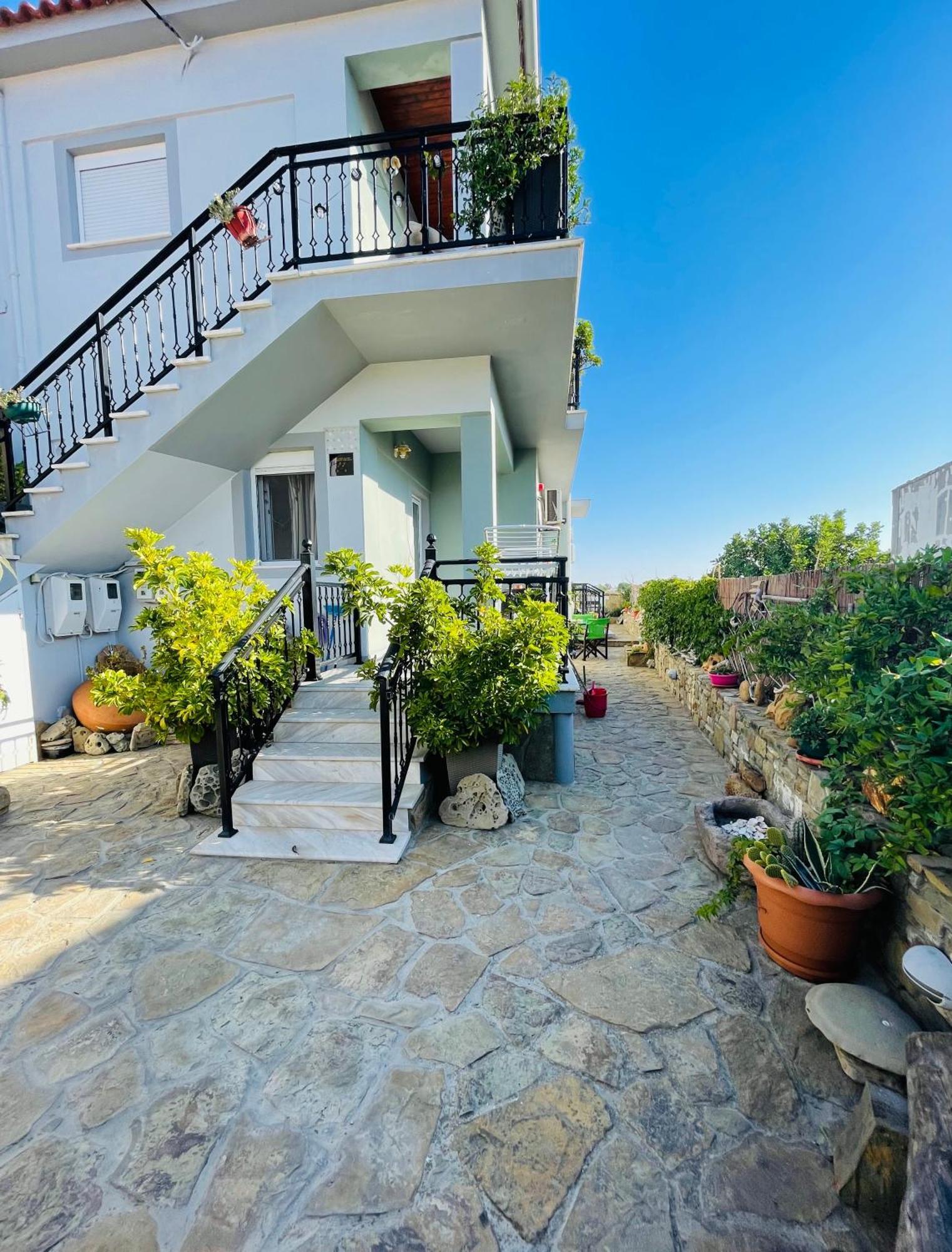 Fergani Apartments Moudhros ภายนอก รูปภาพ