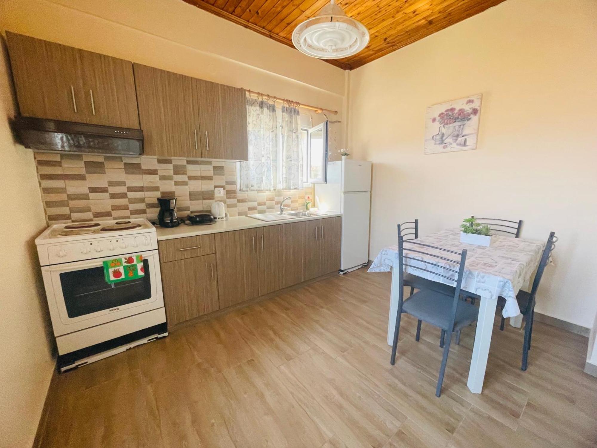 Fergani Apartments Moudhros ภายนอก รูปภาพ